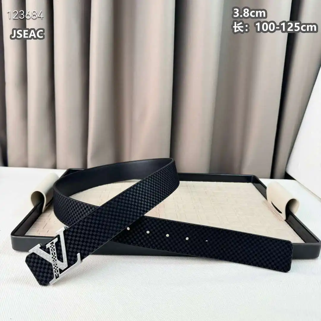 ER001250 (2).webp