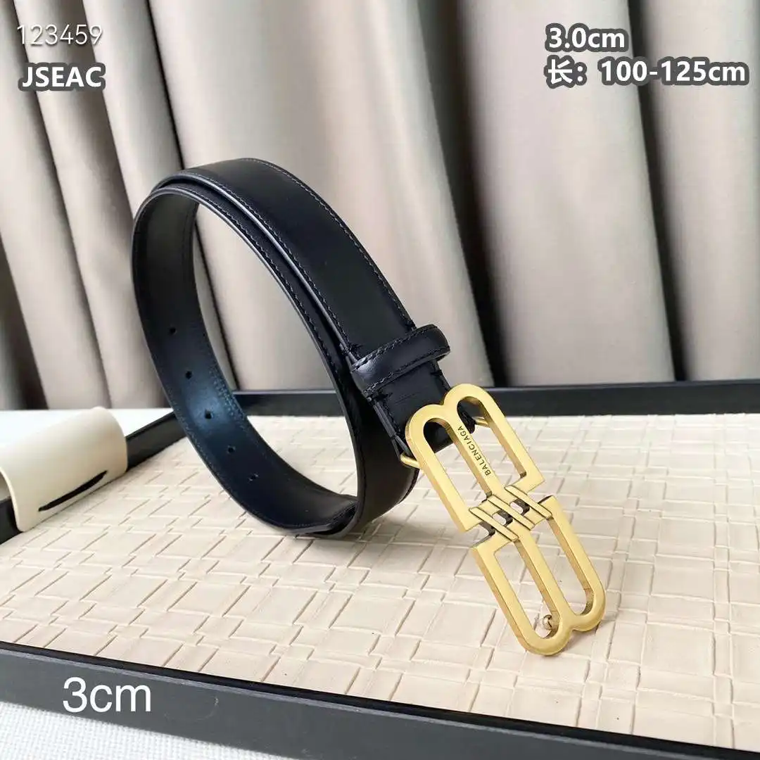 KM001250 (3).webp