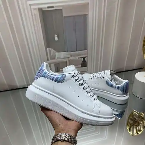 McQueen* Zapatos para hombre y mujer Código: 0526C40 Talla: Mujer 34-41. Hombres 38-46