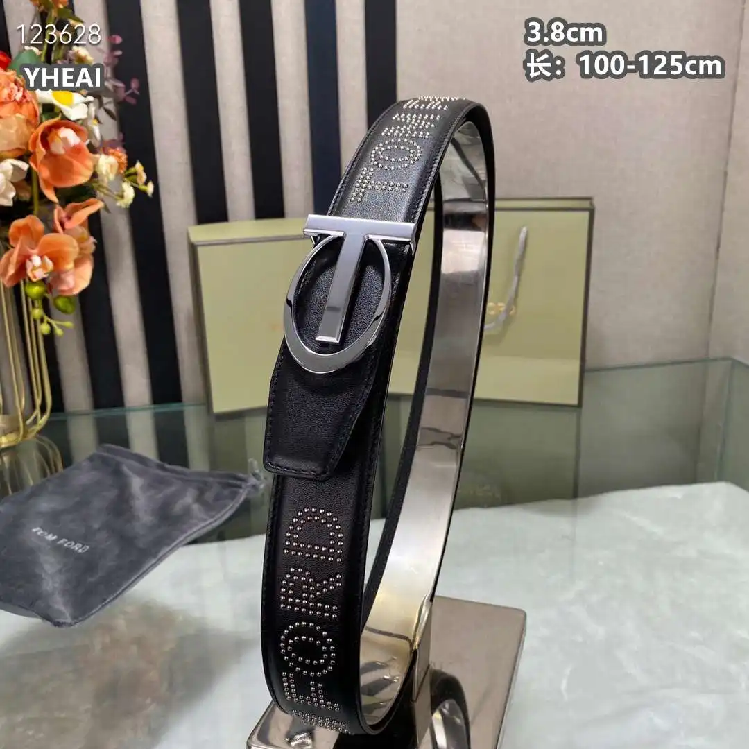 HR001250 (5).webp