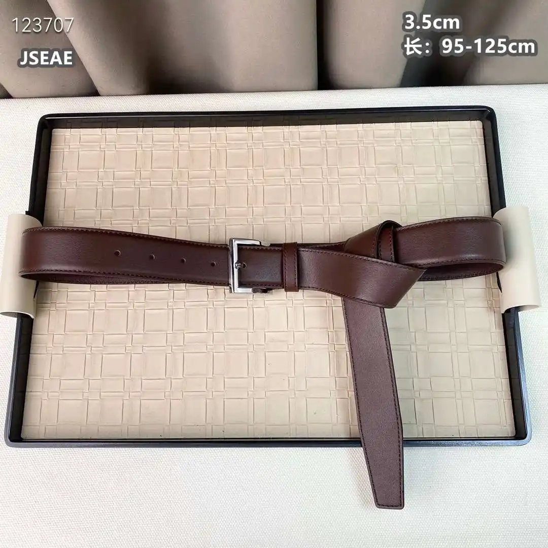 KM001250 (41).webp