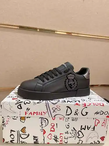 Zapatos Dolce & Gabbana para hombre y mujer Código: 0524D80 Talla: 36-46 (las tallas de mujer so