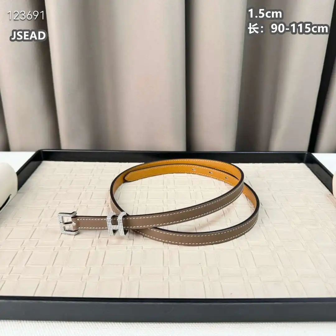 MK001250 (4).webp