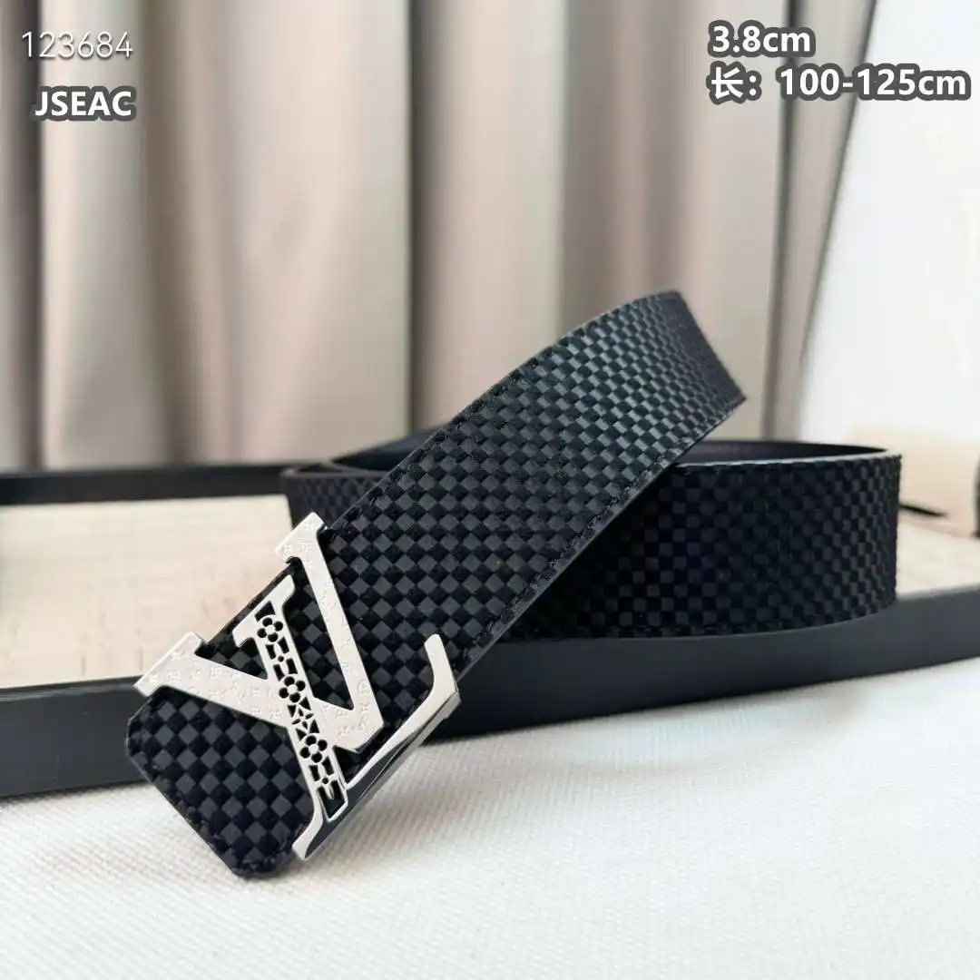ER001250 (3).webp