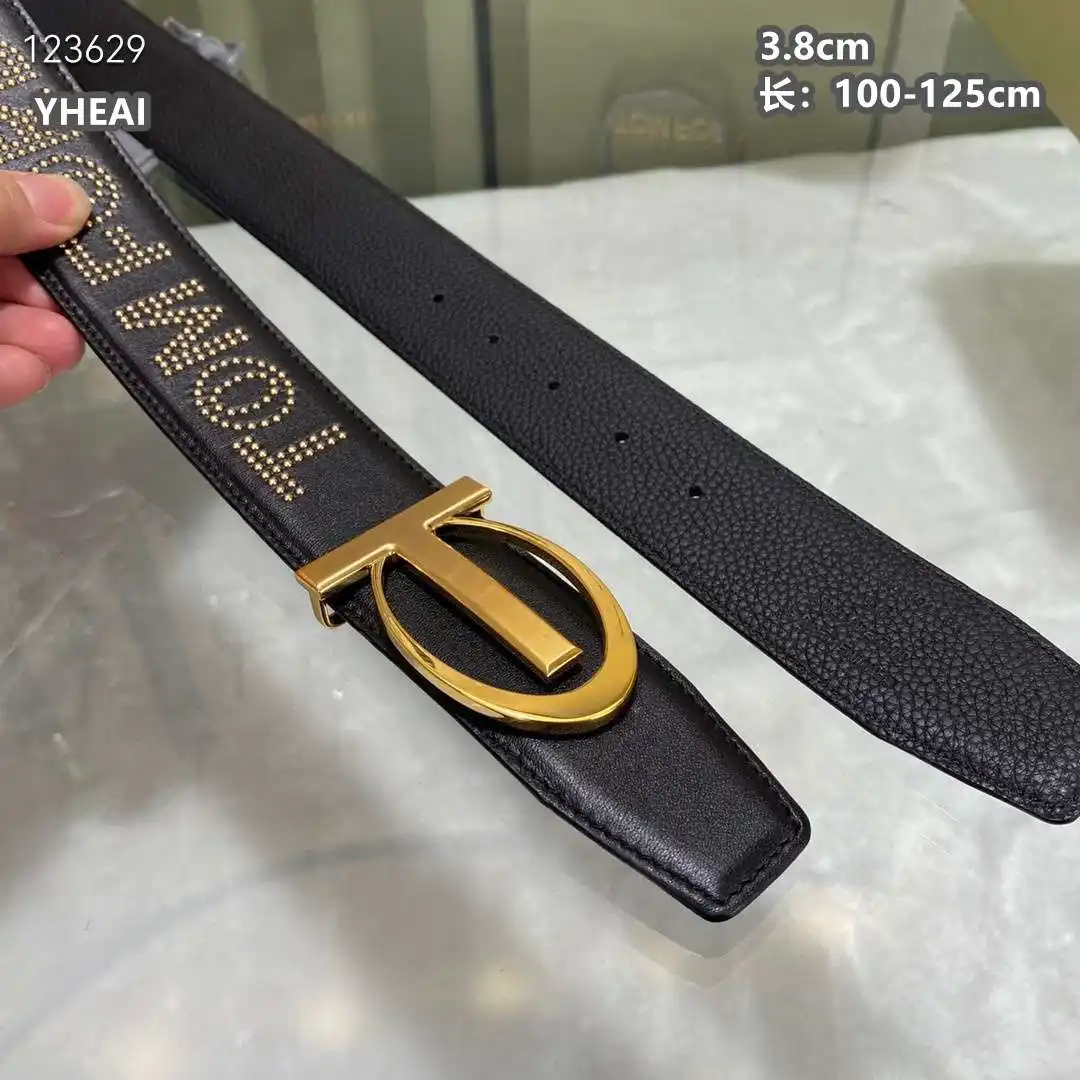HR001250 (10).webp