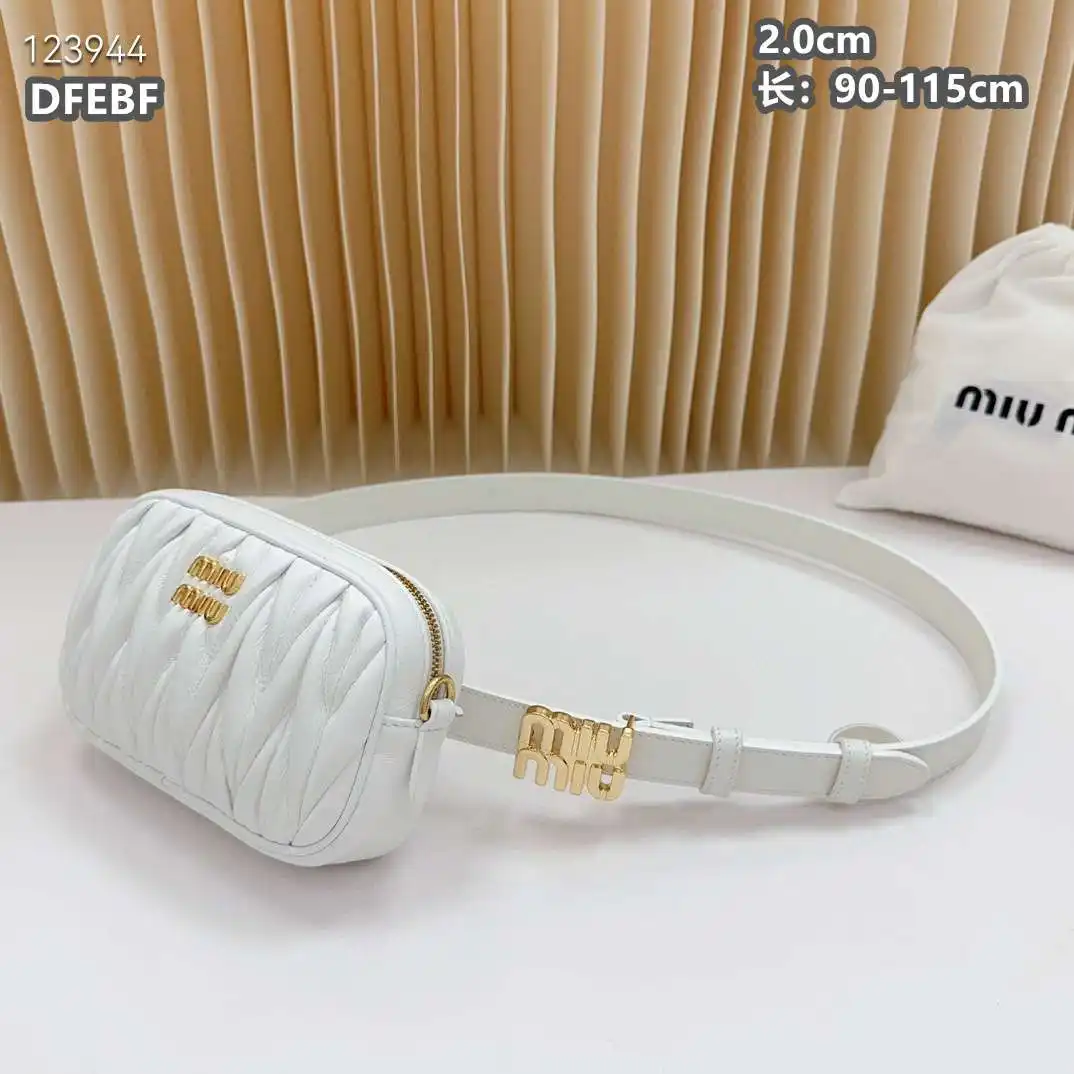 HR001250 (4).webp