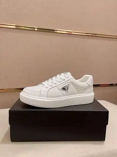 Prada Men's Shoes Code: 0525B40 Size: 38-44