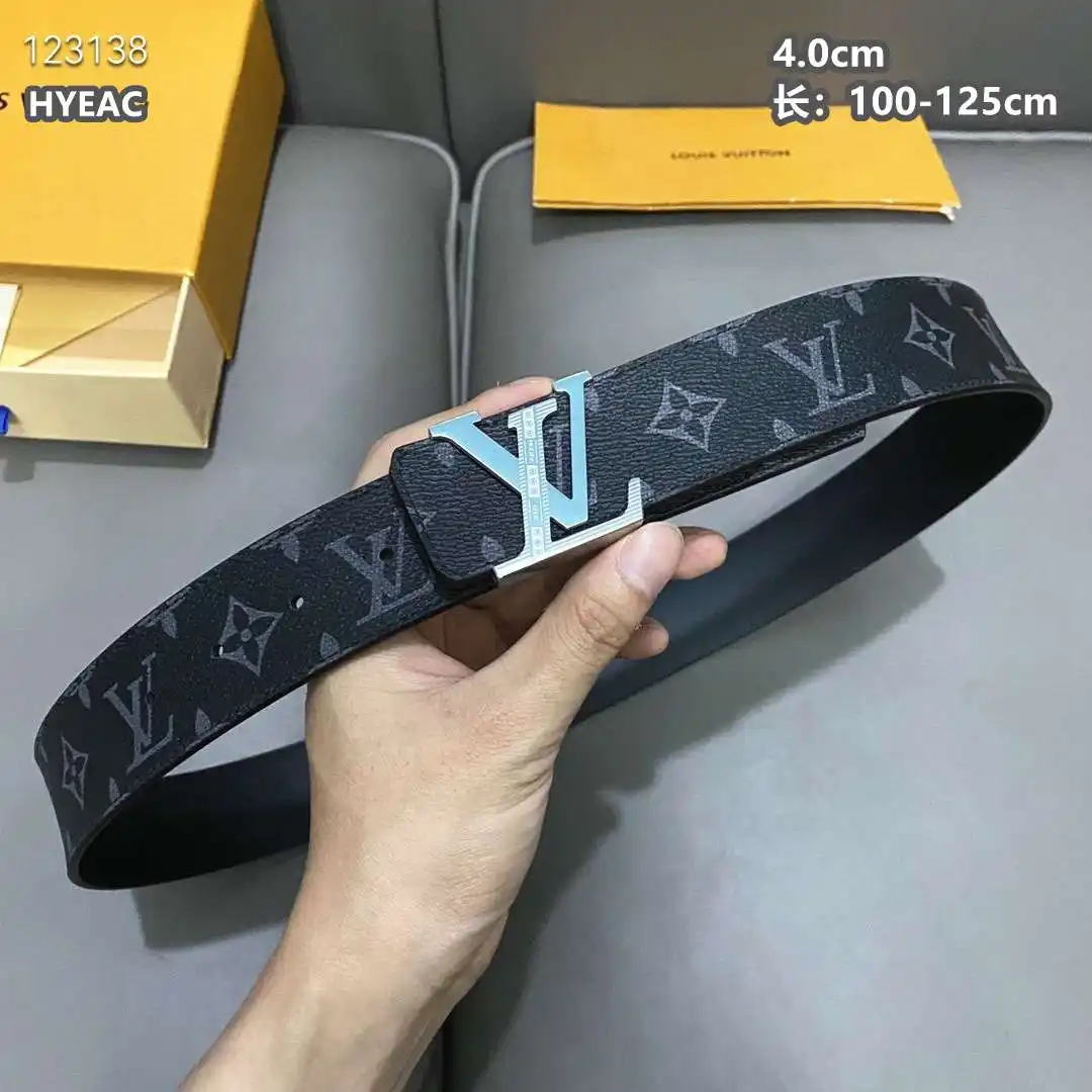 HR001250 (5).webp