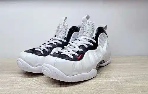Zapatillas de baloncesto Nike Air Foamposite Pro de espuma blanca leche