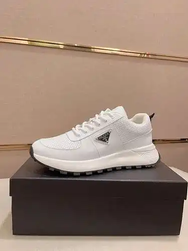 Prada Men's Shoes Code: 0524B50 Size: 38-44
