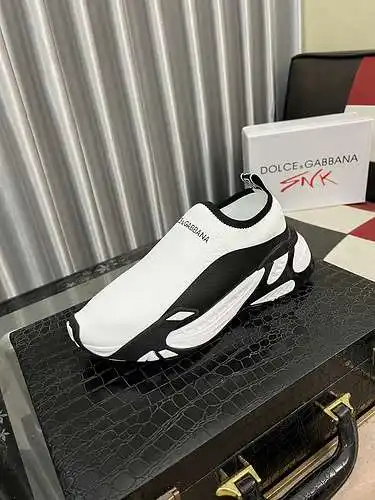 Zapatos Dolce & Gabbana para hombre y mujer Código: 0530B50 Talla: 35-46
