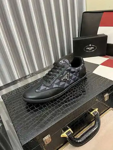Prada Men's Shoes Code: 0530B40 Size: 38-44