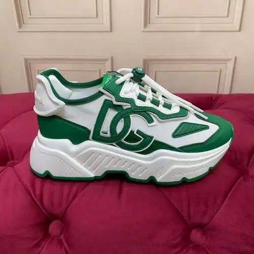 Zapatos Dolce & Gabbana para hombre y mujer Código: 0521C60 Talla: 35-45