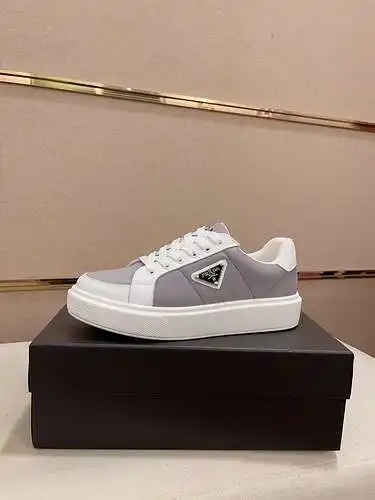Prada Men's Shoes Code: 0525B40 Size: 38-44