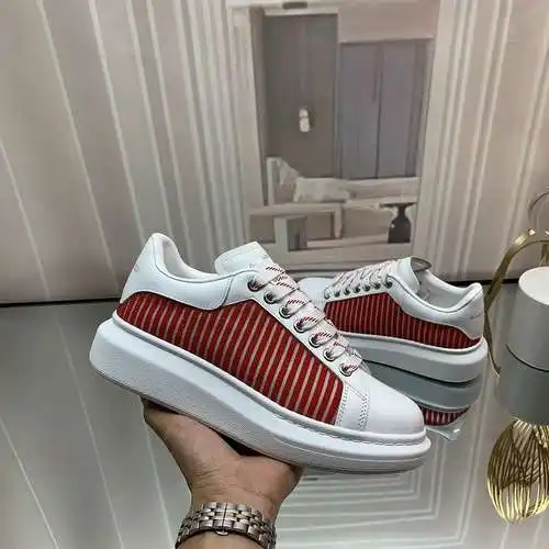 McQueen* Zapatos para hombre y mujer Código: 0526C40 Talla: Mujer 34-41. Hombres 38-46