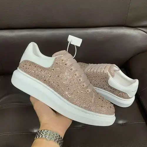 McQueen* Zapatos para hombre y mujer Código: 0526D10 Talla: Mujer 34-41. Hombres 38-46