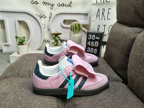 386DAdidas originals Busenitz Vulc adidas Casi 70 años de originales clásicos hechos de gamuza origi