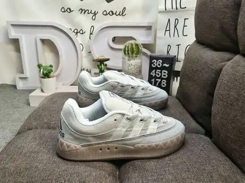 178D/adidas adimatic sneakers "Shark Bun Shoes" abre una nueva colaboración, uniéndose al 