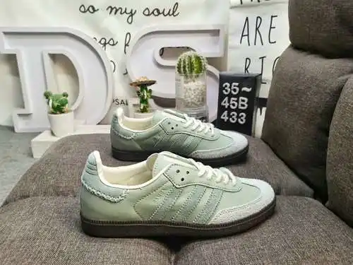 433DAdidas originals Busenitz Vulc adidas Casi 70 años de originales clásicos hechos de gamuza origi