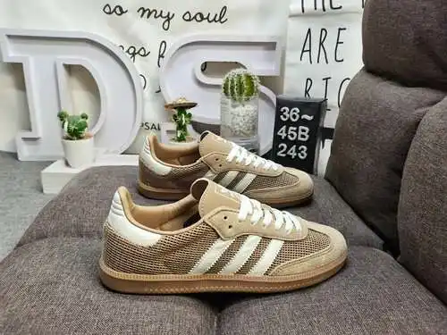 243DAdidas originals Busenitz Vulc adidas Casi 70 años de originales clásicos hechos de gamuza, horm