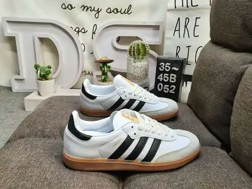 052DAdidas originals Busenitz Vulc adidas Casi 70 años de originales clásicos hechos de gamuza, horm