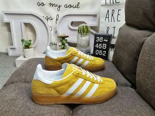 052D Zapatillas de deporte de corte bajo, ligeras y resistentes al desgaste, informales, originales,