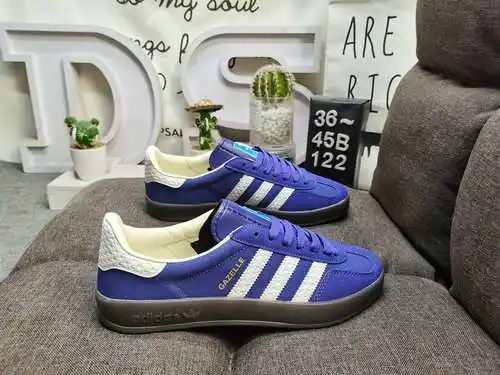 122D Zapatillas de deporte de corte bajo, ligeras y resistentes al desgaste, informales, originales,