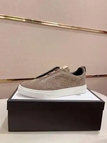 Zapatos de hombre GUCCI Código: 0606B60 Talla: 38-44