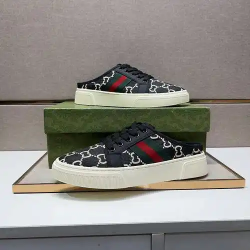 Zapatos de hombre GUCCI Código: 0604B30 Talla: 38-44