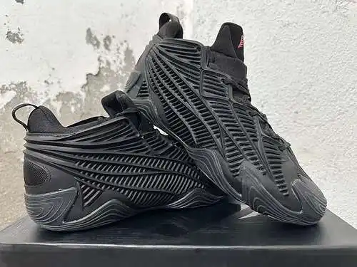 Negro 40-46
