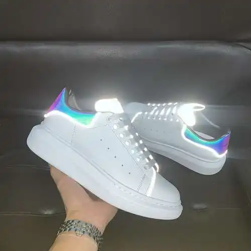 McQueen* Zapatos para hombre y mujer Código: 0526C40 Talla: Mujer 34-41. Hombres 38-46