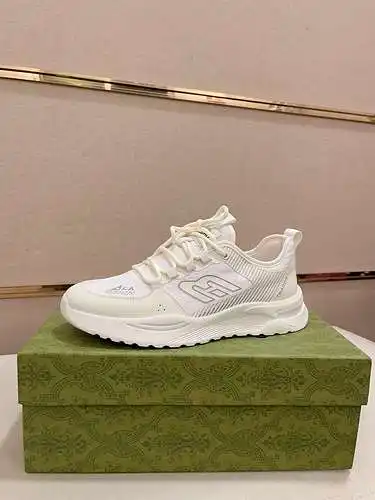 Zapatos de hombre GUCCI Código: 0606B50 Talla: 38-44