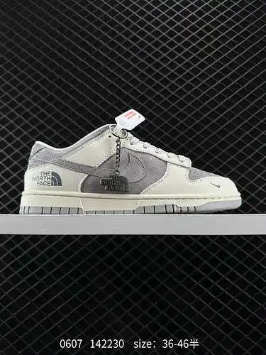 Nike SB Dunk Low North Face Joint Anniversary Zapatos casuales bajos personalizados de alta gama Núm