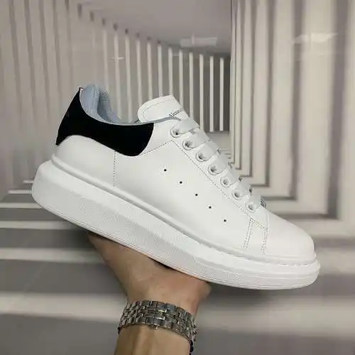 McQueen* Zapatos para hombre y mujer Código: 0318C30 Talla: Mujer 34-41., Hombre 38-46 Observaciones
