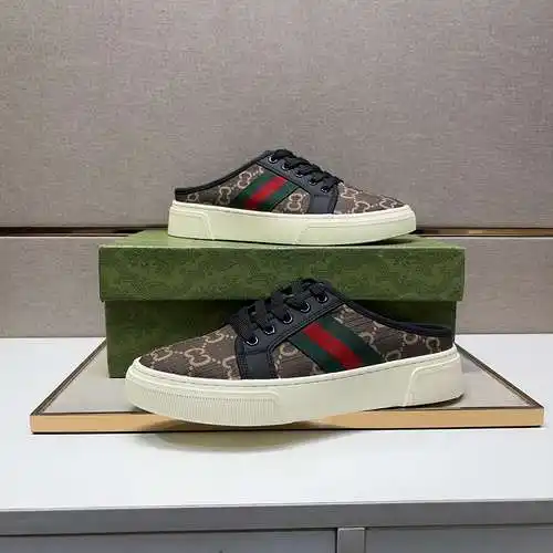 Zapatos de hombre GUCCI Código: 0604B30 Talla: 38-44