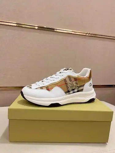 Zapatos de hombre Burberry Código: 0606B50 Talla: 38-44