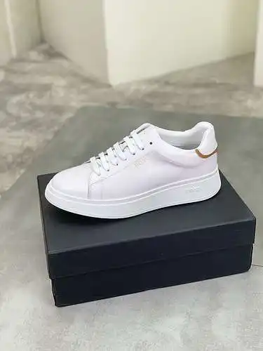 Zapatos de hombre Boss Código: 0603B50 Talla: 38-44 (45 se puede personalizar)