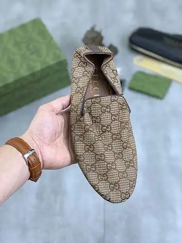 Zapatos de hombre GUCCI Código: 0602B60 Talla: 39-44 (38 4546 se puede personalizar)