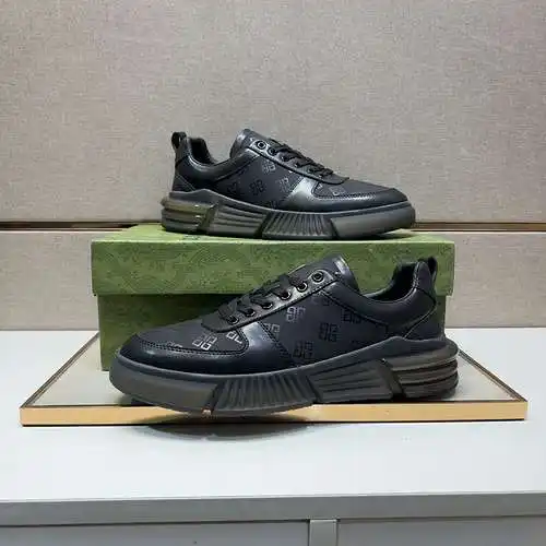 Zapatos de hombre GUCCI Código: 0604B50 Talla: 38-44