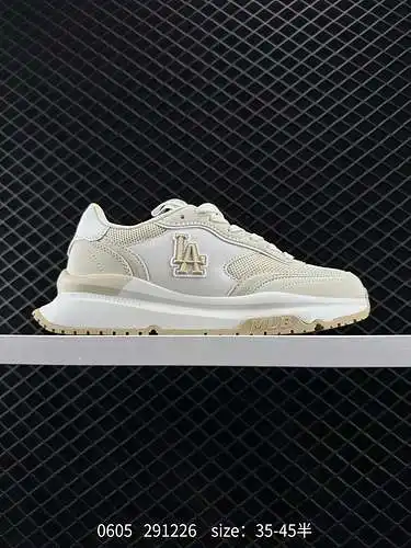3 MLB Chunky Runner Artículo retro básico NY Yankees x MLB Chunky Runner Zapatillas deportivas infor