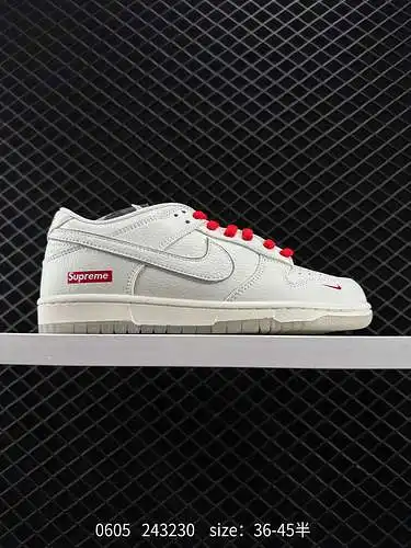 Marca callejera americana clásica: Supreme x Nike By You SB Dunk Low Retro SP dunk series zapatos de