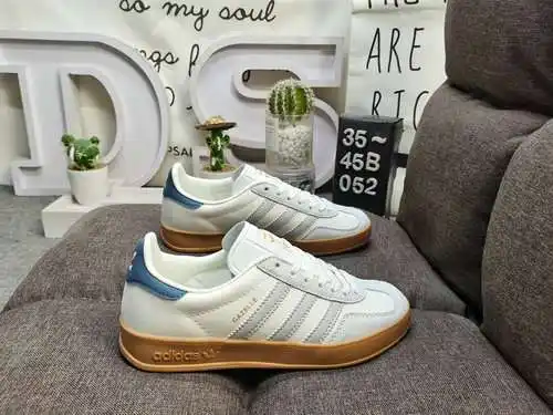 052D Zapatillas de deporte de corte bajo, ligeras y resistentes al desgaste, informales, originales,