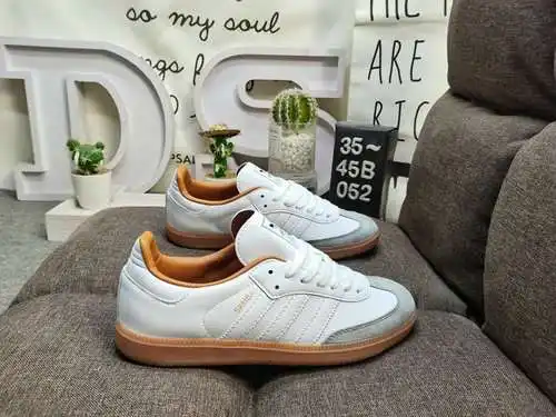 052DAdidas originals Busenitz Vulc adidas Casi 70 años de originales clásicos hechos de gamuza, horm