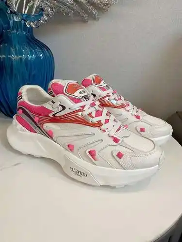 Zapatos Valentino para hombre y mujer Código: 0609D30 Talla: 35-46