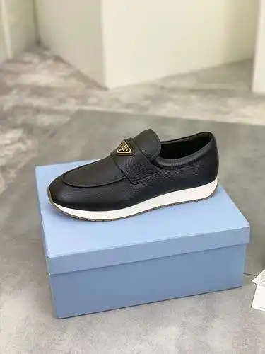 Prada men's and women's shoes Code: 0614C60 Size: women's 35-39, men's 39-44 (38 45 46 can be custom