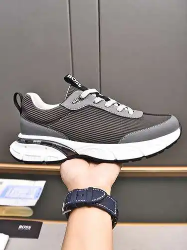Zapatos de hombre Boss Código: 0612B50 Talla: 39–44 (45 46 personalizado)