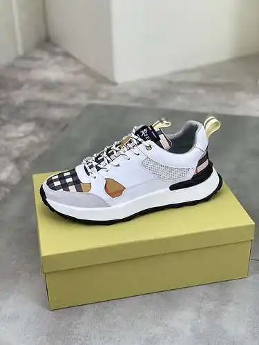 Zapatos de hombre Burberry Código: 0614B40 Talla: 38--44 (45 personalizados)
