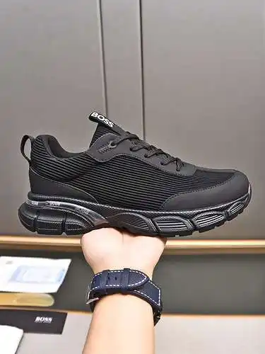 Zapatos de hombre Boss Código: 0612B50 Talla: 39–44 (45 46 personalizado)