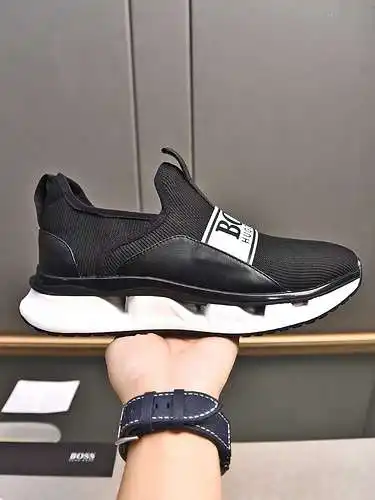 Zapatos de hombre Boss Código: 0612B50 Talla: 38–44 (45 46 personalizado)