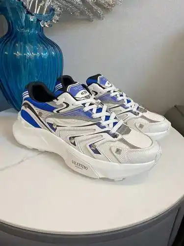 Zapatos Valentino para hombre y mujer Código: 0609D30 Talla: 35-46